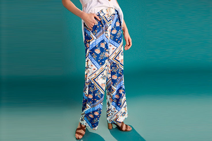 pantalon-largo-estampado-flores-cortefiel