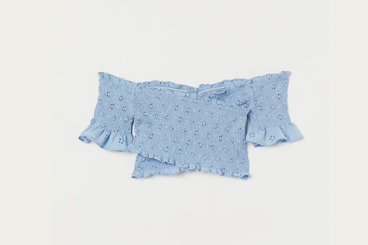 top-fruncido-color-azul-claro-hm