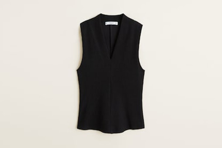 top-negro-escote-mango