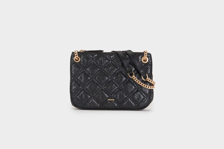 bolso bandolera negro cadena dorada parfois Paula Baset