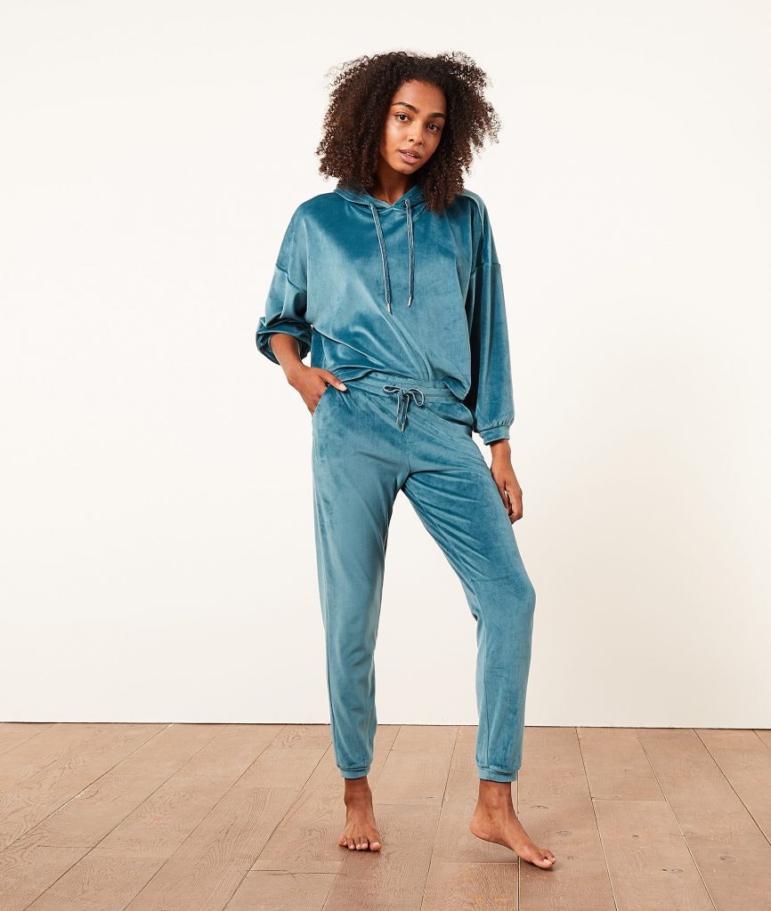 6 PIJAMAS CALENTITOS PARA NO PASAR FRÍO