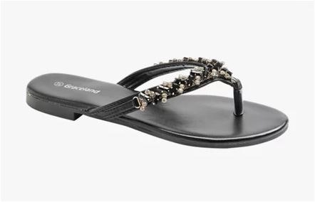 Hola primavera, ¿hola sandalias?