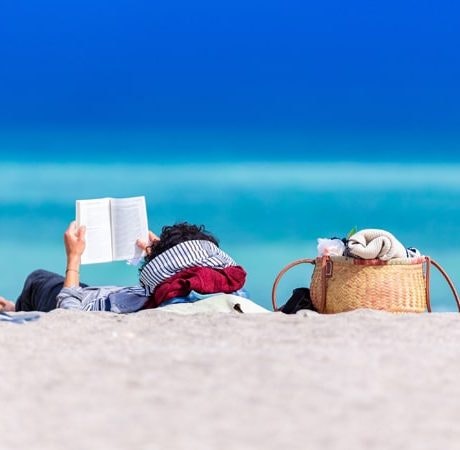 Seis lecturas para tu verano. El placer de leer en vacaciones