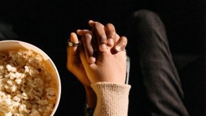 Tres planes románticos para disfrutar en GranCasa pareja cine