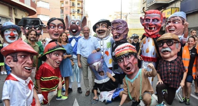 ¿Conoces a los cabezudos de Zaragoza?